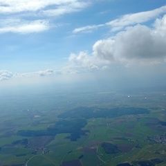 Flugwegposition um 13:47:33: Aufgenommen in der Nähe von Fürstenfeldbruck, Deutschland in 1774 Meter